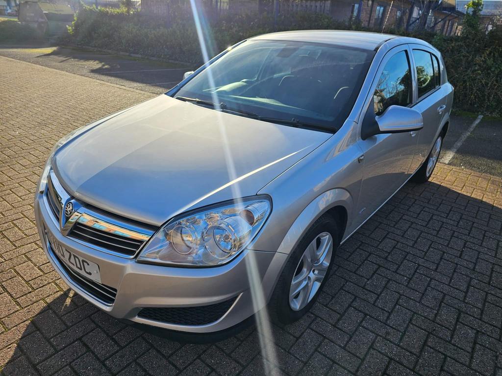 Vauxhall Astra 1.4i 16v Active 5dr