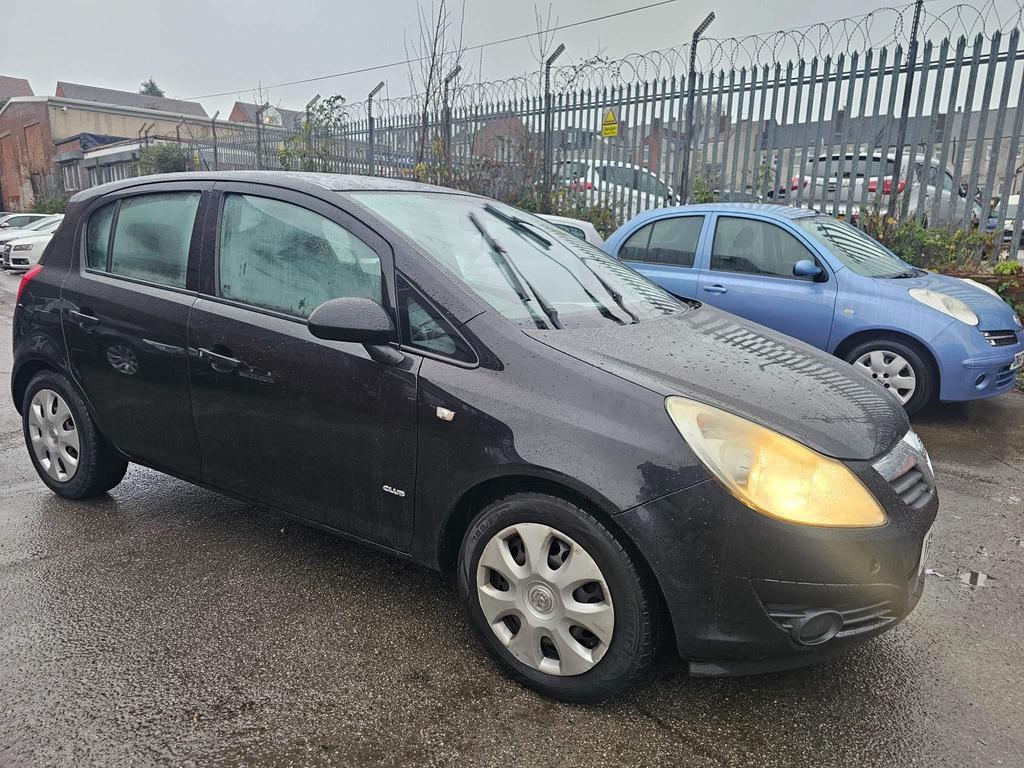 Vauxhall Corsa 1.4i 16v Club 5dr