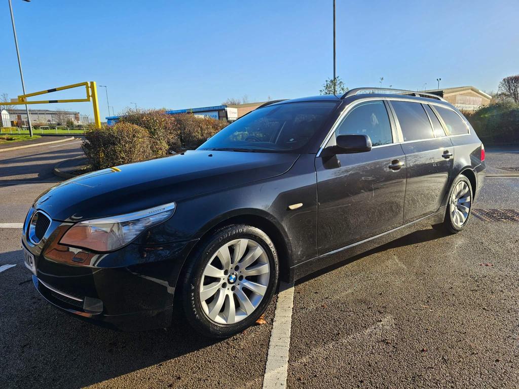 BMW 5 Series 2.0 520d SE Business Edition Touring Steptronic Euro 4 5dr