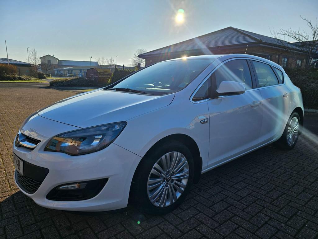 Vauxhall Astra 1.4 16v Excite Euro 5 5dr