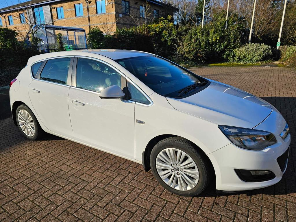 Vauxhall Astra 1.4 16v Excite Euro 5 5dr