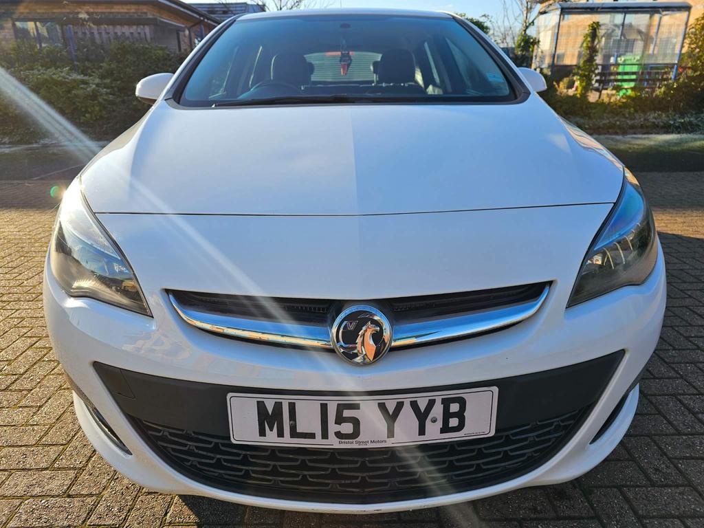 Vauxhall Astra 1.4 16v Excite Euro 5 5dr