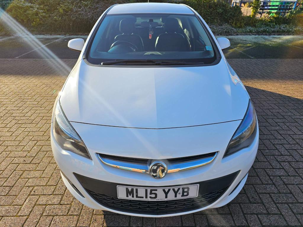 Vauxhall Astra 1.4 16v Excite Euro 5 5dr