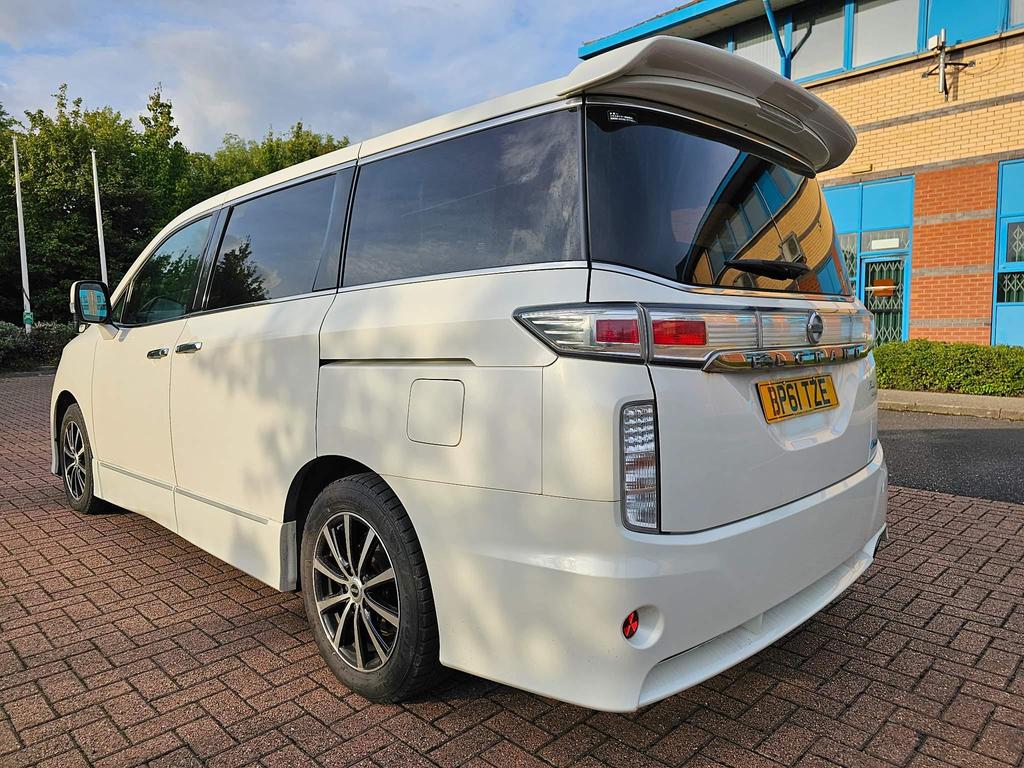 Nissan Elgrand 2.5 AUTEC RIDER HIGHWAY STAR 8 SEATER 5dr