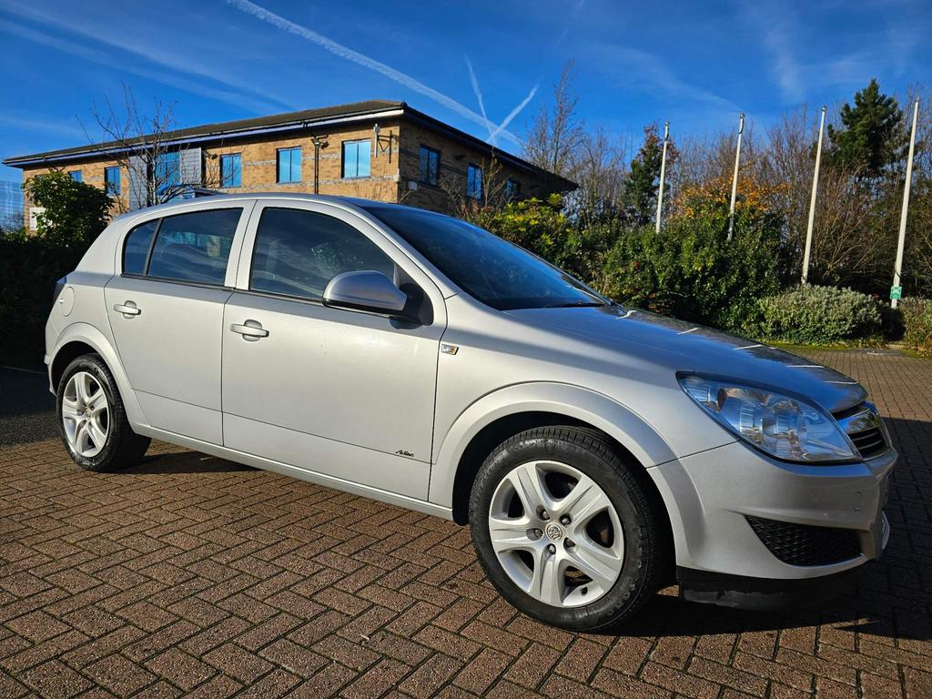 Vauxhall Astra 1.4i 16v Active 5dr