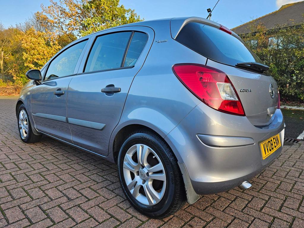 Vauxhall Corsa 1.2i 16v Breeze Plus 5dr