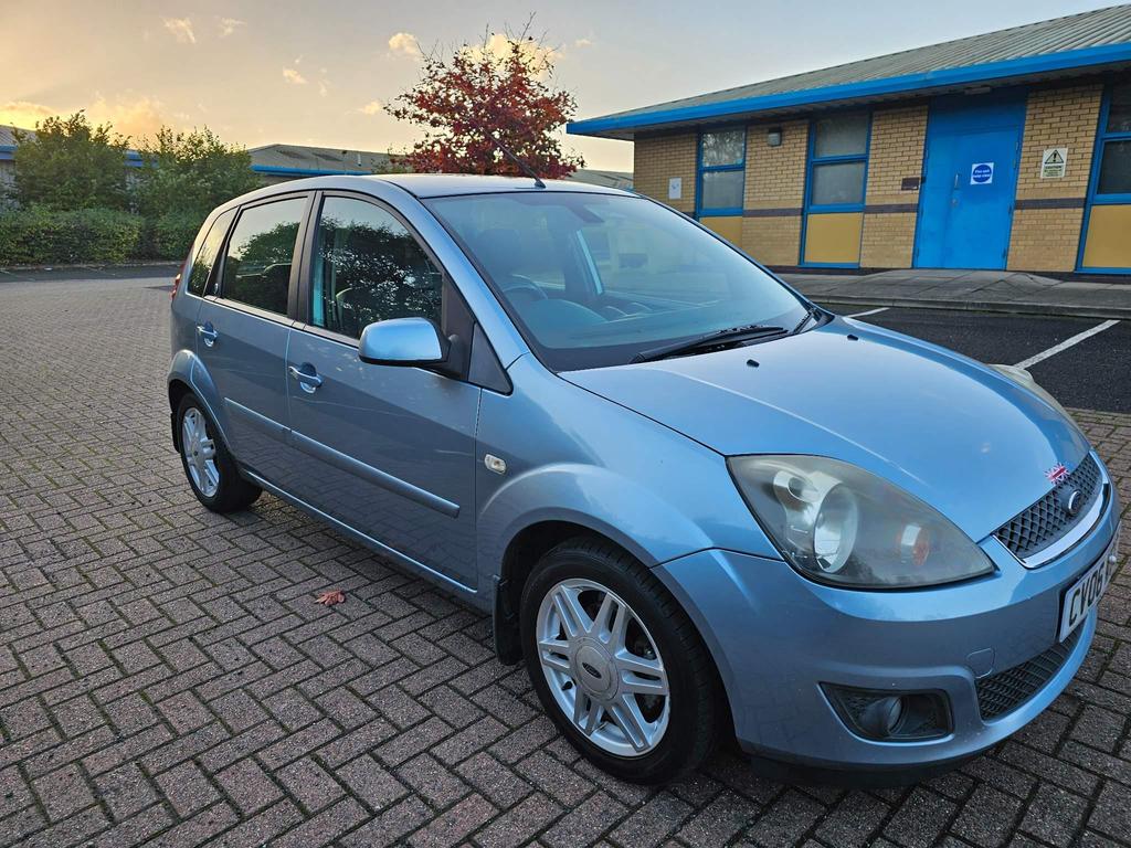 Ford Fiesta 1.4 Ghia 5dr