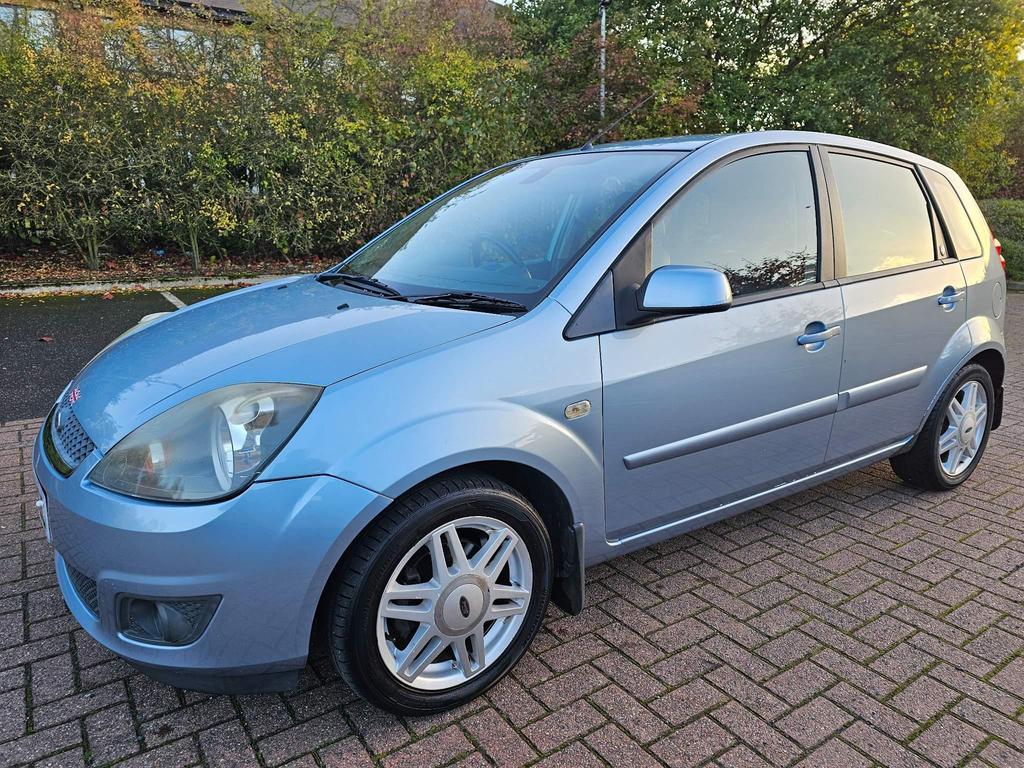 Ford Fiesta 1.4 Ghia 5dr