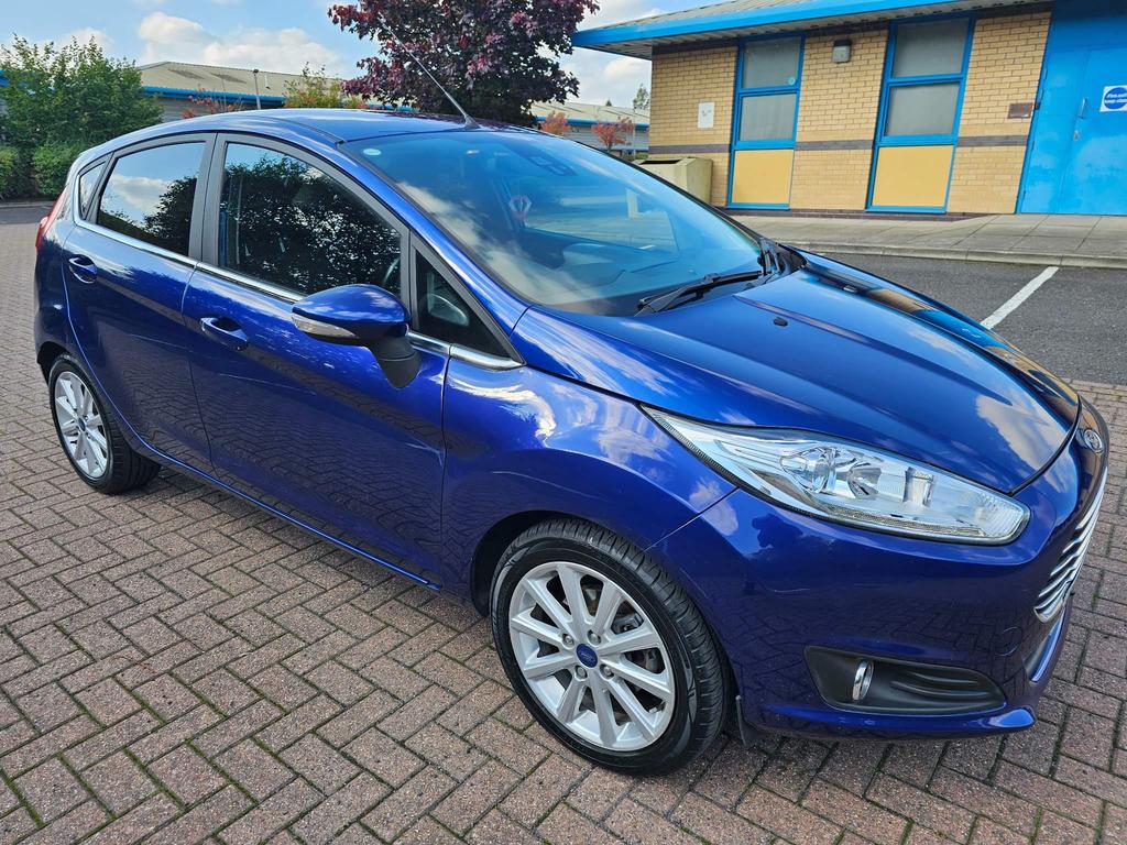 Ford Fiesta 1.0T EcoBoost Titanium Euro 6 (s/s) 5dr