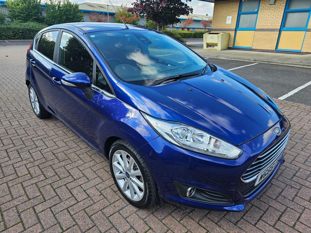 Ford Fiesta 1.0T EcoBoost Titanium Euro 6 (s/s) 5dr