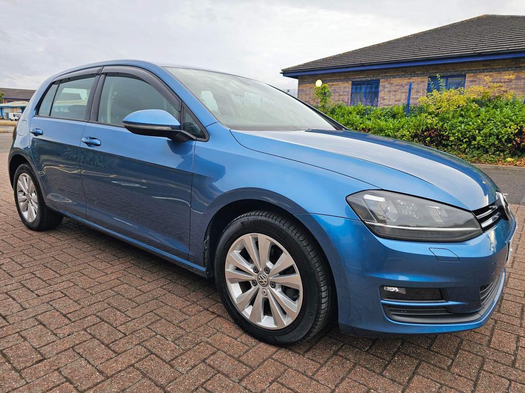 Volkswagen Golf 1.2 TSI BlueMotion Tech S DSG Euro 5 (s/s) 5dr