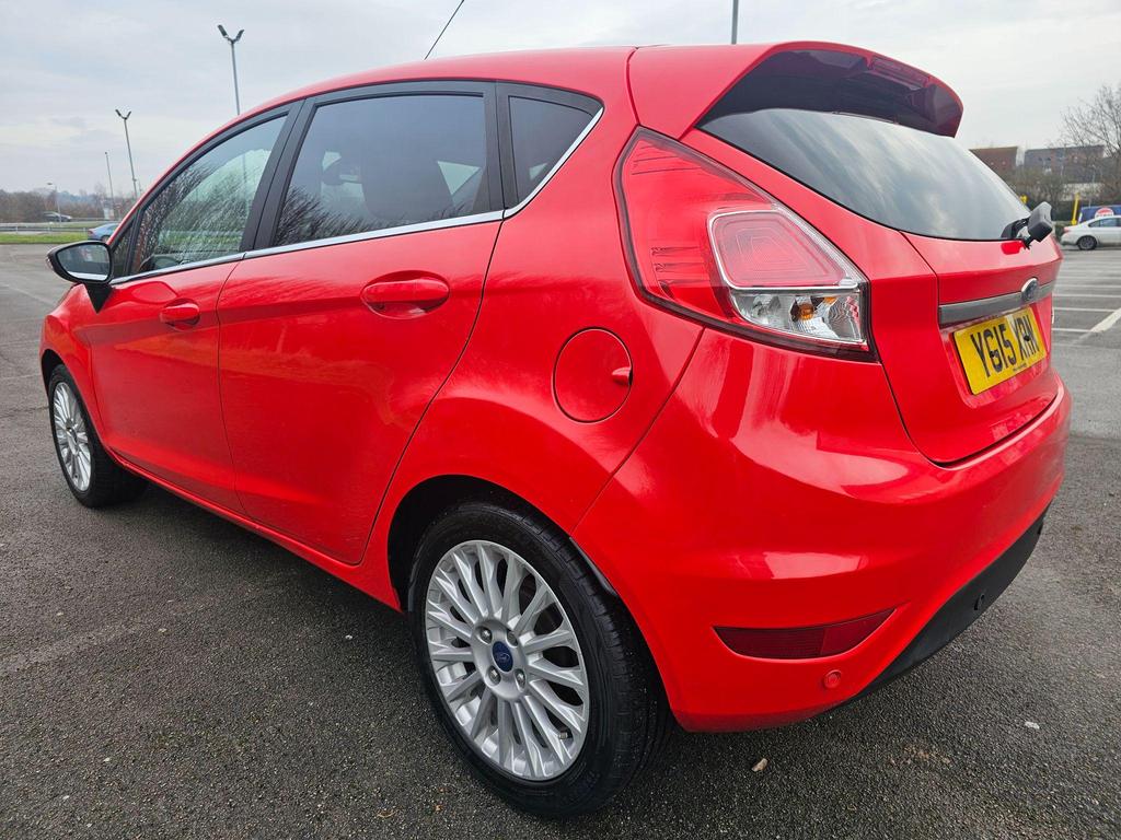 Ford Fiesta 1.0 Titanium Euro 6 (s/s) 5dr