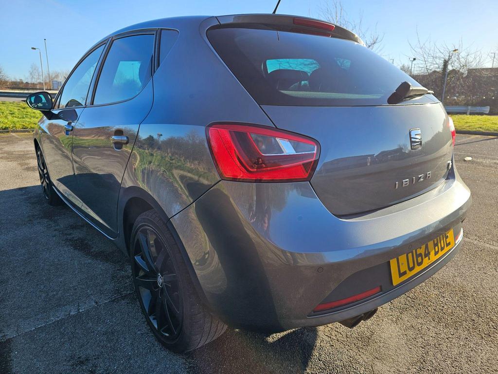 SEAT Ibiza 1.2 TSI FR Black Euro 5 5dr