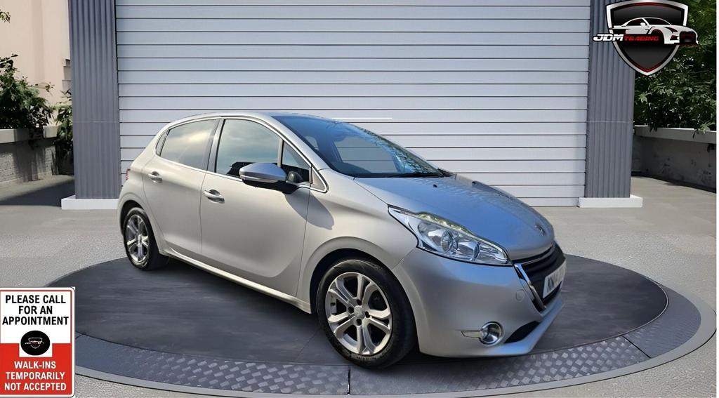 Peugeot 208 1.4 HDi Allure Euro 5 5dr