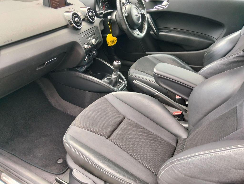 Audi A1 1.4 TFSI S Line Euro 5 (s/s) 3dr