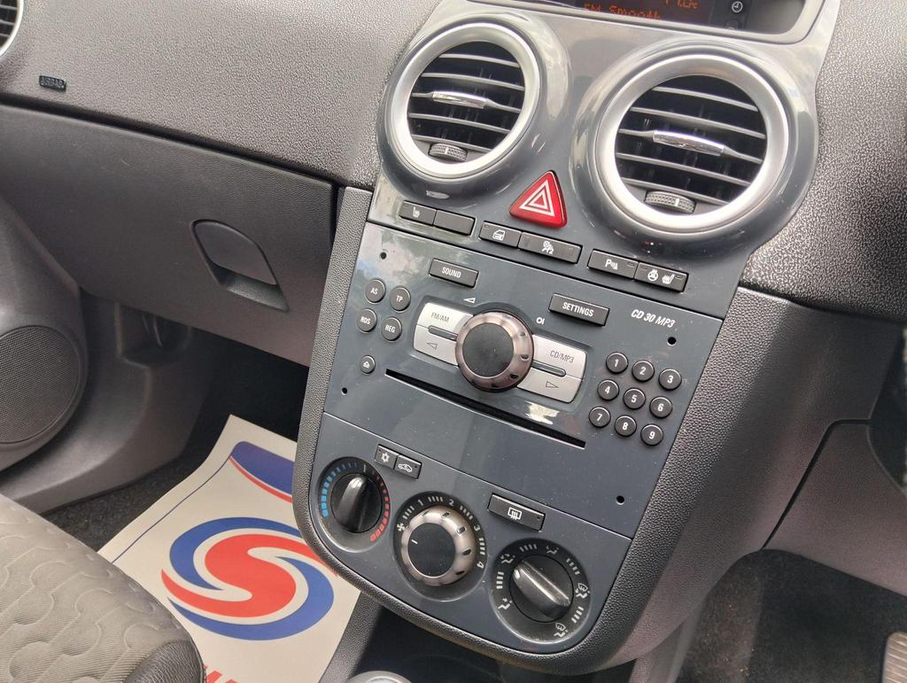 Vauxhall Corsa 1.4 16V SE Auto Euro 5 5dr