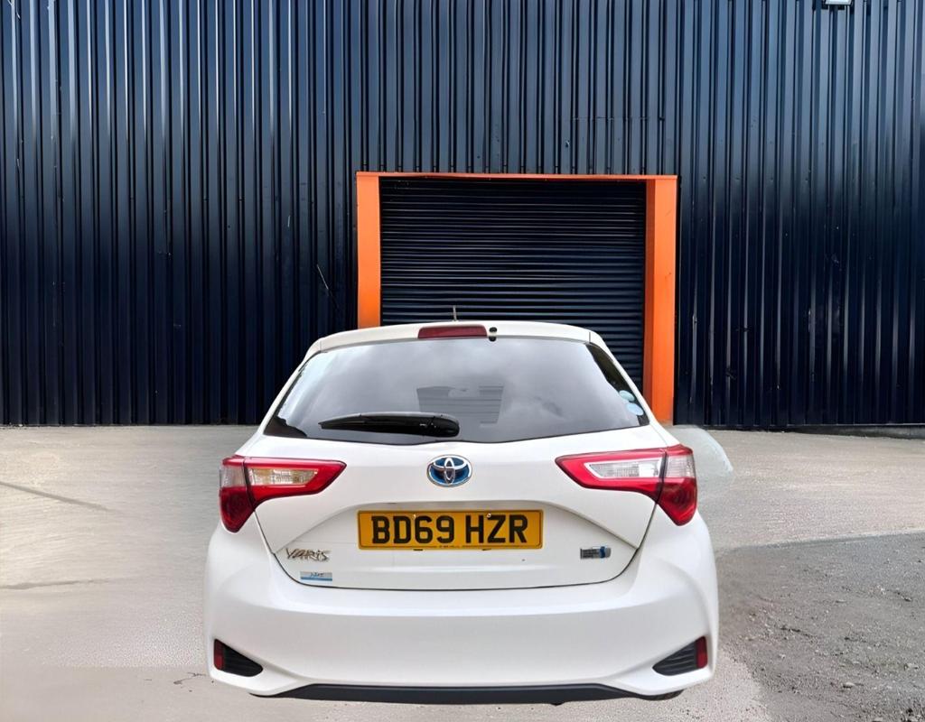 Toyota Yaris 1.5 VVT-i Icon CVT Euro 6 5dr
