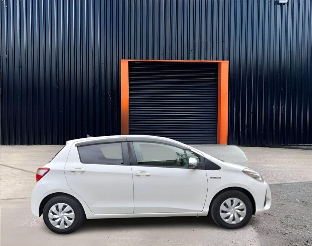 Toyota Yaris 1.5 VVT-i Icon CVT Euro 6 5dr