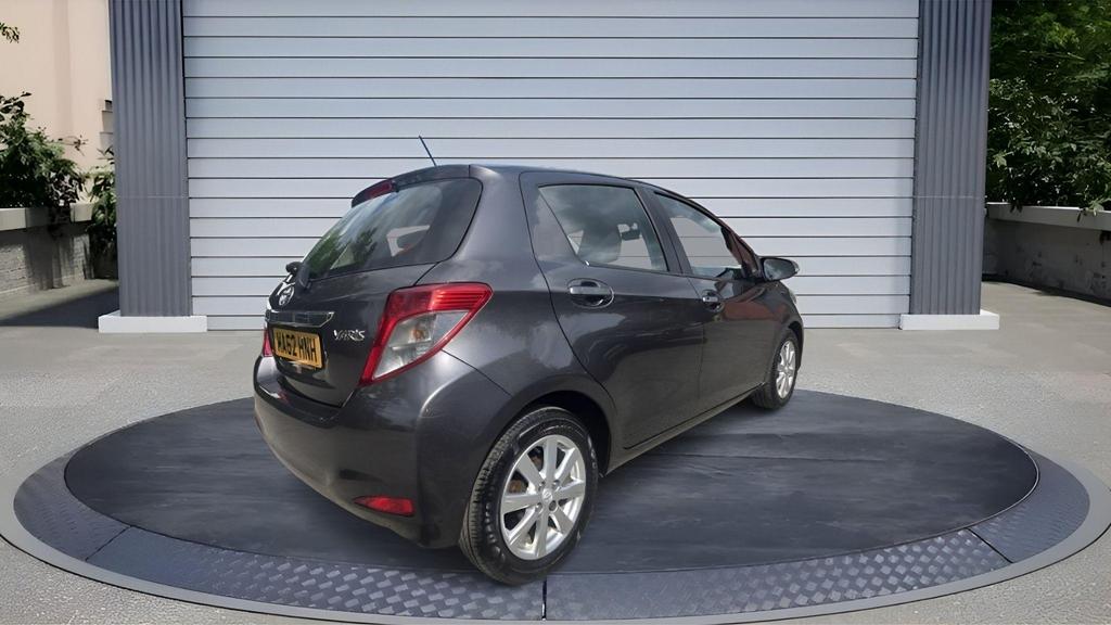 Toyota Yaris 1.33 Dual VVT-i TR Euro 5 5dr