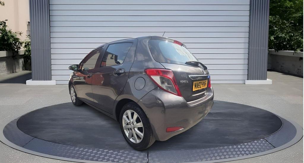 Toyota Yaris 1.33 Dual VVT-i TR Euro 5 5dr