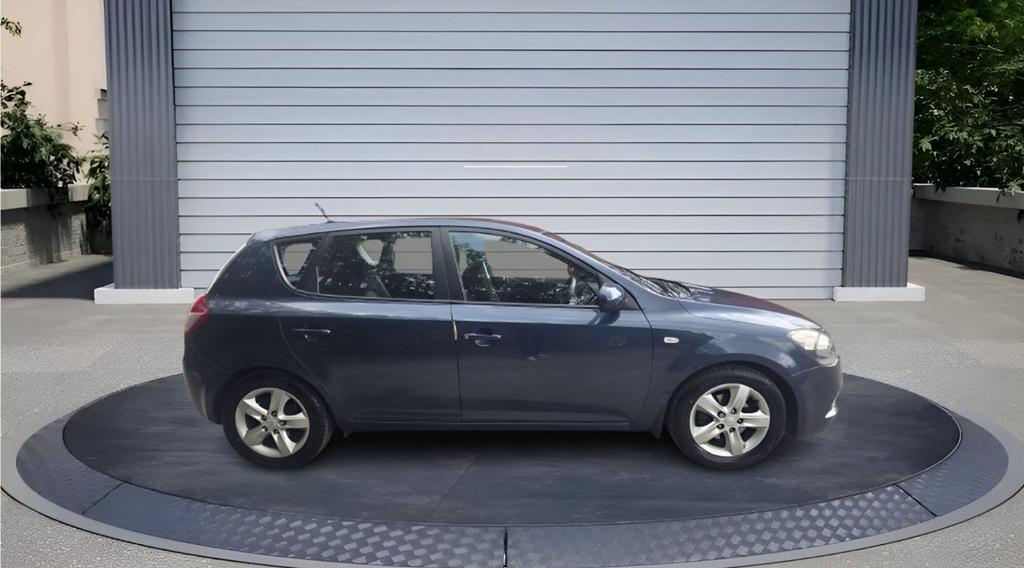 Kia Ceed 1.6 2 Auto Euro 5 5dr