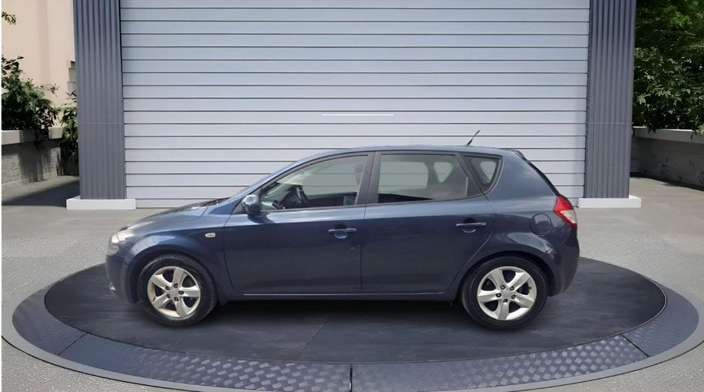 Kia Ceed 1.6 2 Auto Euro 5 5dr