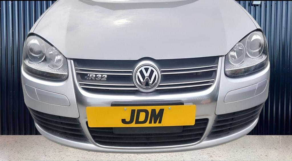 Volkswagen Golf 3.2 V6 R32 DSG 4Motion 5dr