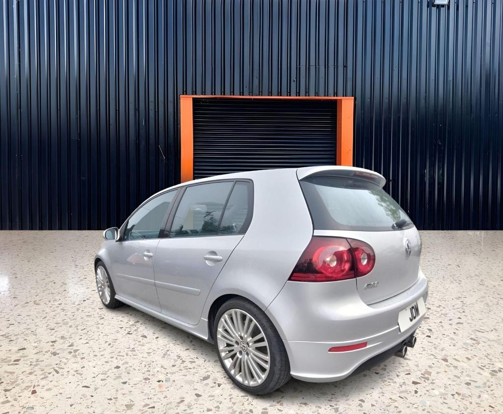 Volkswagen Golf 3.2 V6 R32 DSG 4Motion 5dr