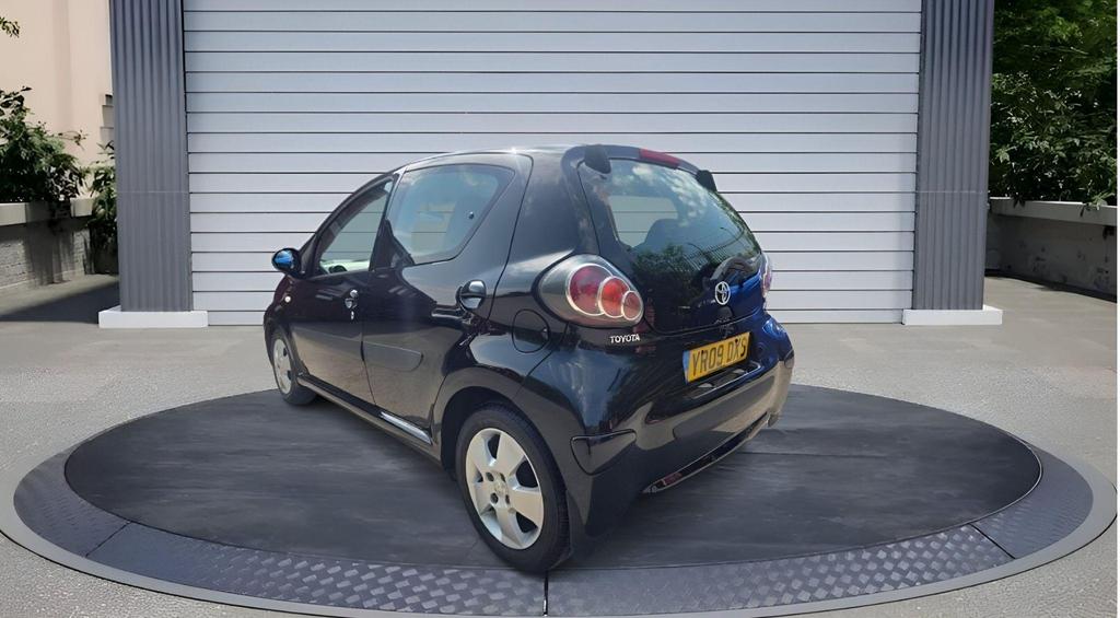 Toyota AYGO 1.0 VVT-i Black Euro 4 5dr (AC)
