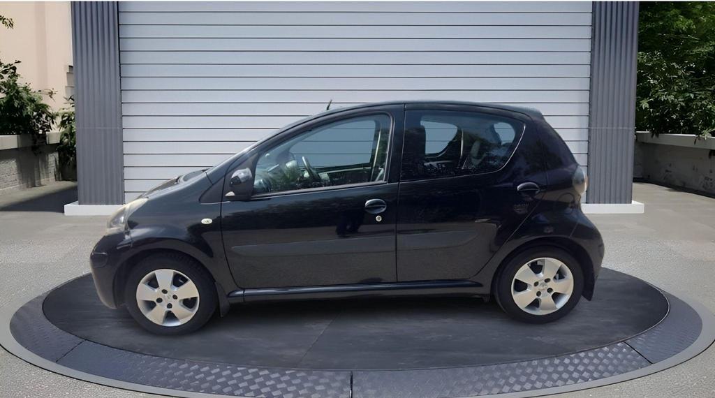 Toyota AYGO 1.0 VVT-i Black Euro 4 5dr (AC)