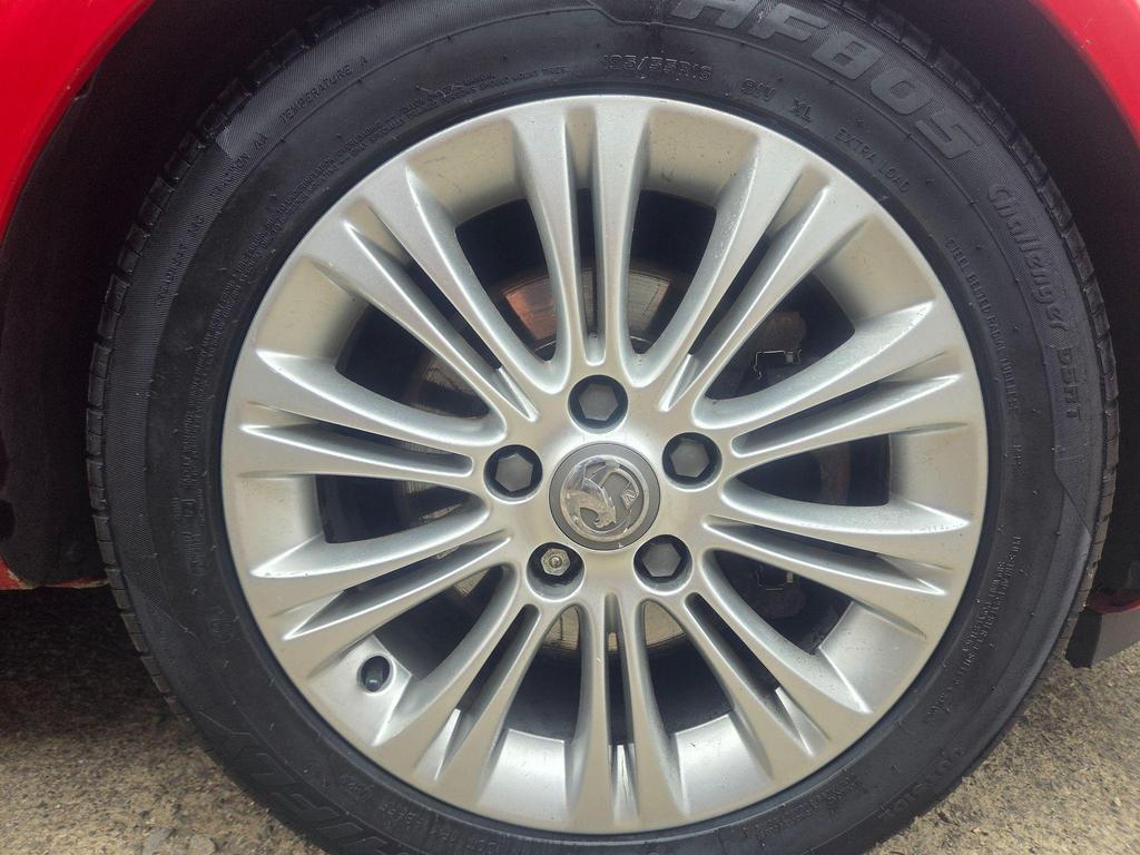 Vauxhall Corsa 1.7 CDTi EcoFLEX SE Euro 5 5dr