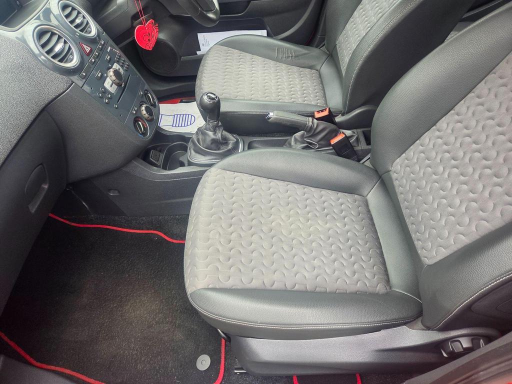 Vauxhall Corsa 1.7 CDTi EcoFLEX SE Euro 5 5dr