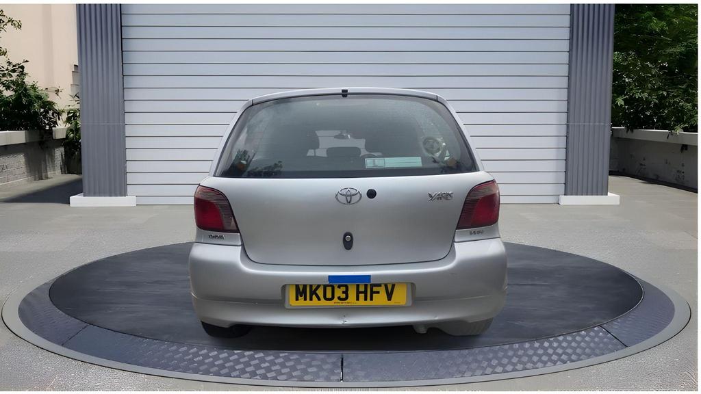 Toyota Yaris 1.0 VVT-i Colour Collection 3dr