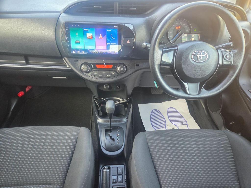 Toyota Yaris 1.5 VVT-i Icon CVT Euro 6 5dr