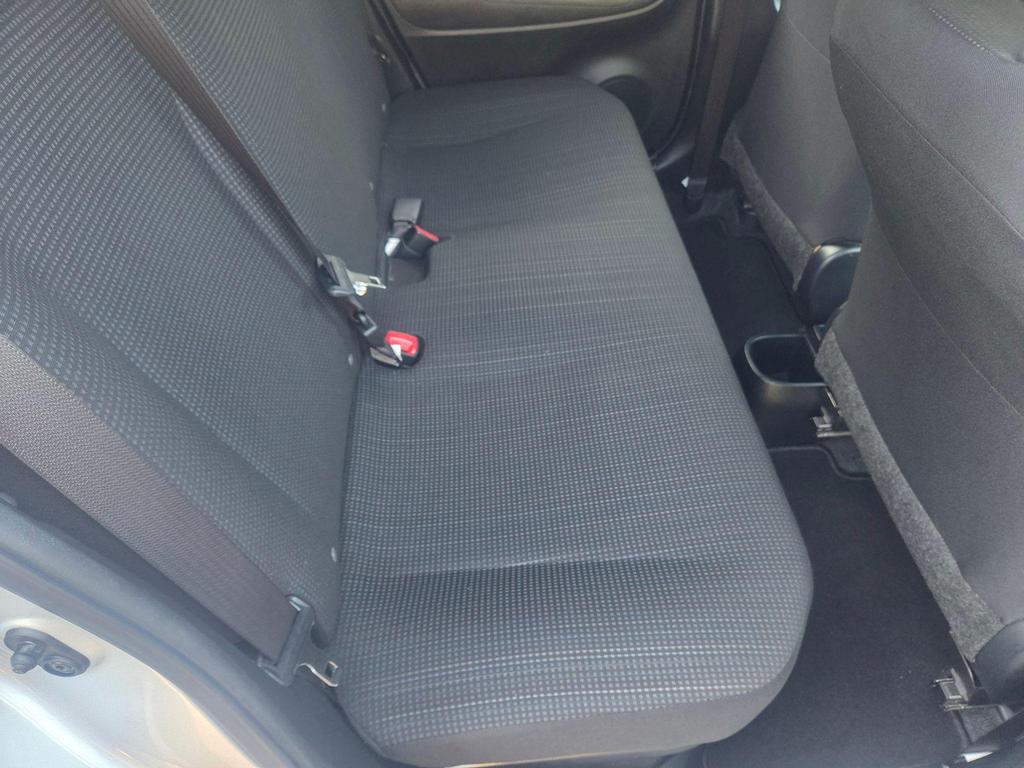 Toyota Yaris 1.5 VVT-i Icon CVT Euro 6 5dr