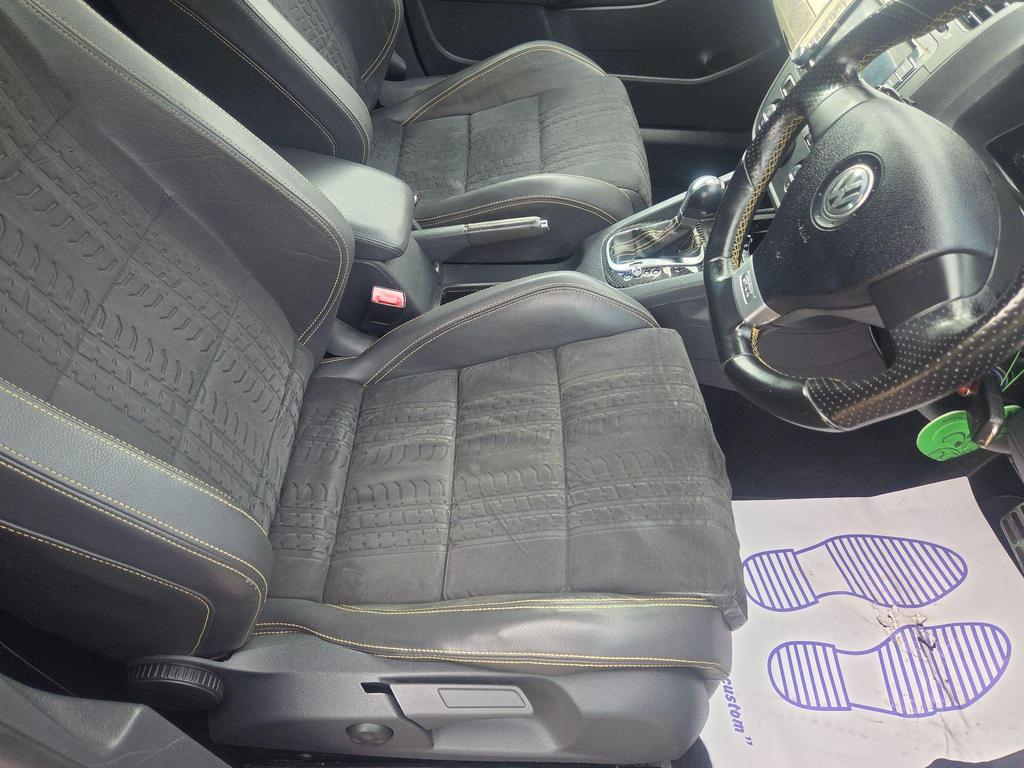Volkswagen Golf 2.0 TFSI GTI Pirelli DSG 5dr