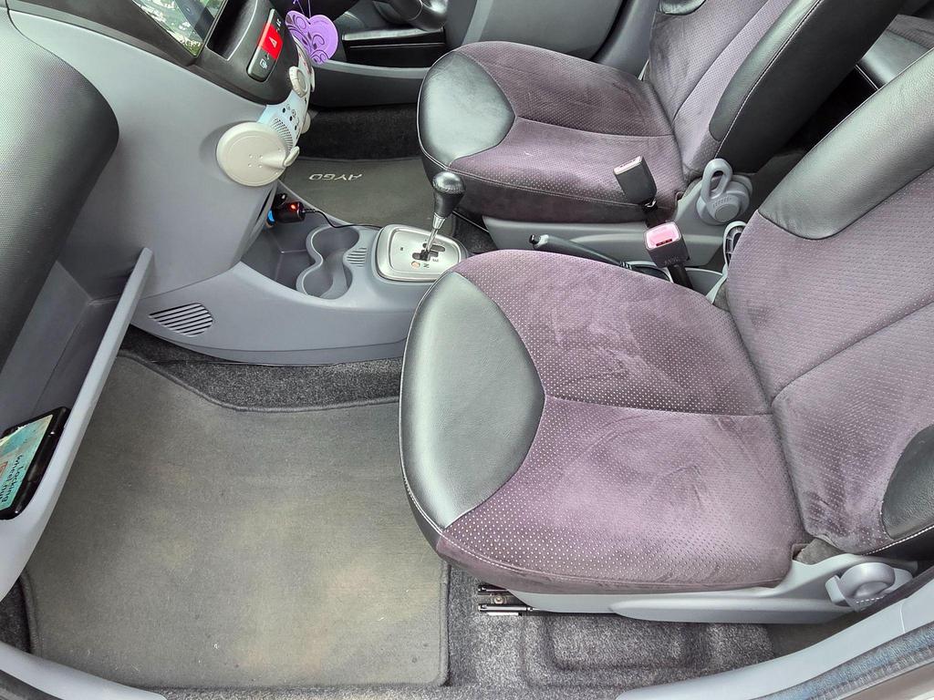 Toyota AYGO 1.0 VVT-i Platinum MultiMode Euro 4 5dr (AC)