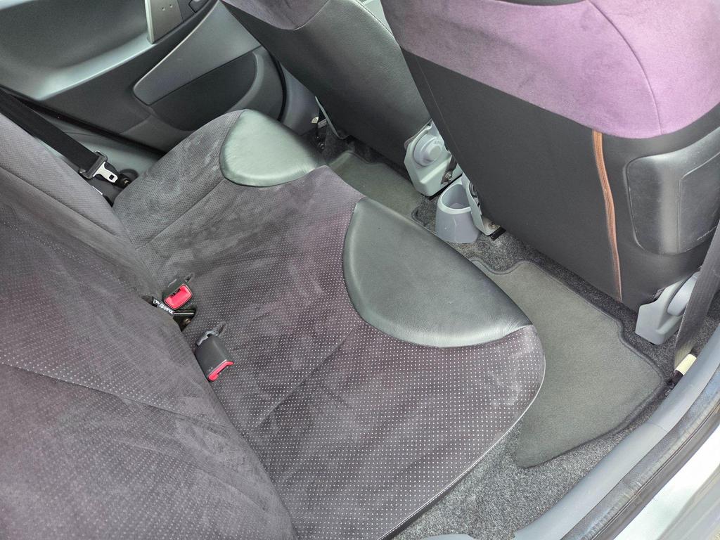 Toyota AYGO 1.0 VVT-i Platinum MultiMode Euro 4 5dr (AC)
