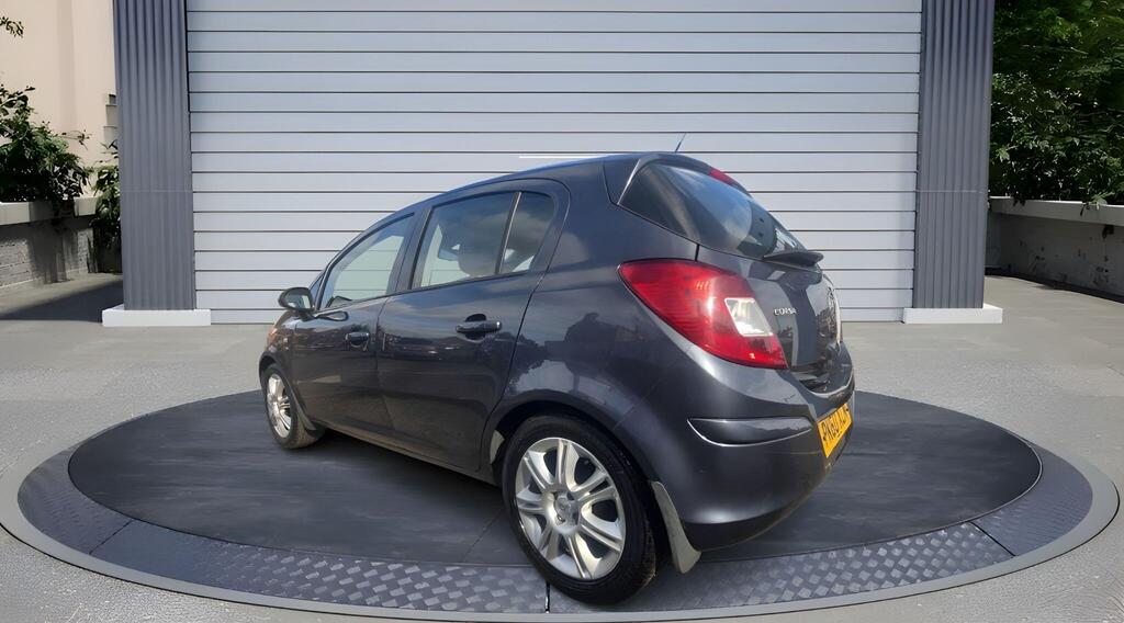 Vauxhall Corsa 1.2i 16v SE 5dr (a/c)