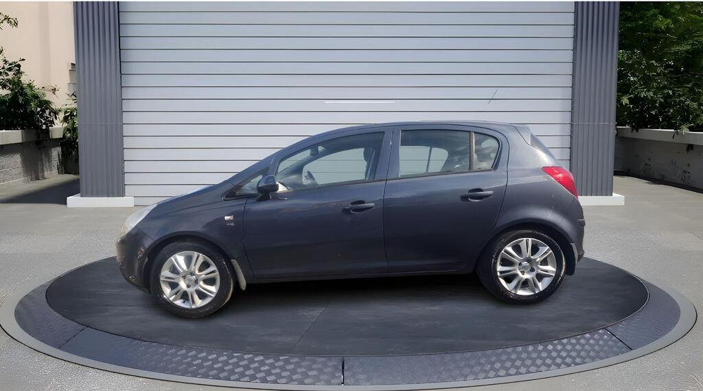 Vauxhall Corsa 1.2i 16v SE 5dr (a/c)