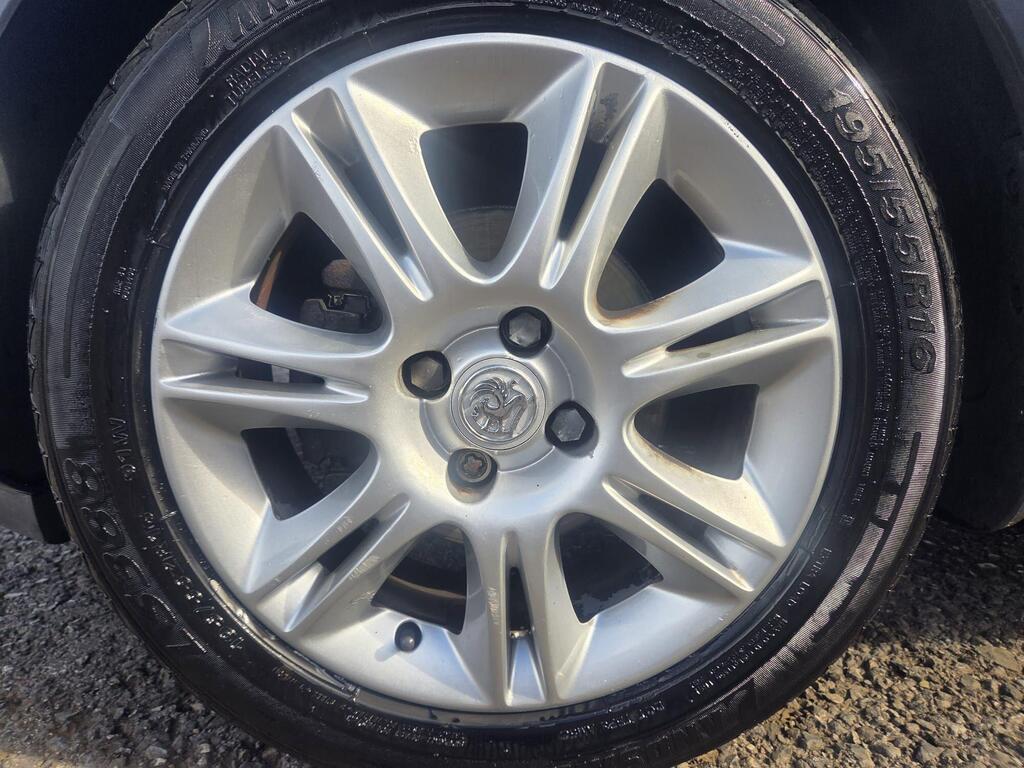 Vauxhall Corsa 1.2i 16v SE 5dr (a/c)