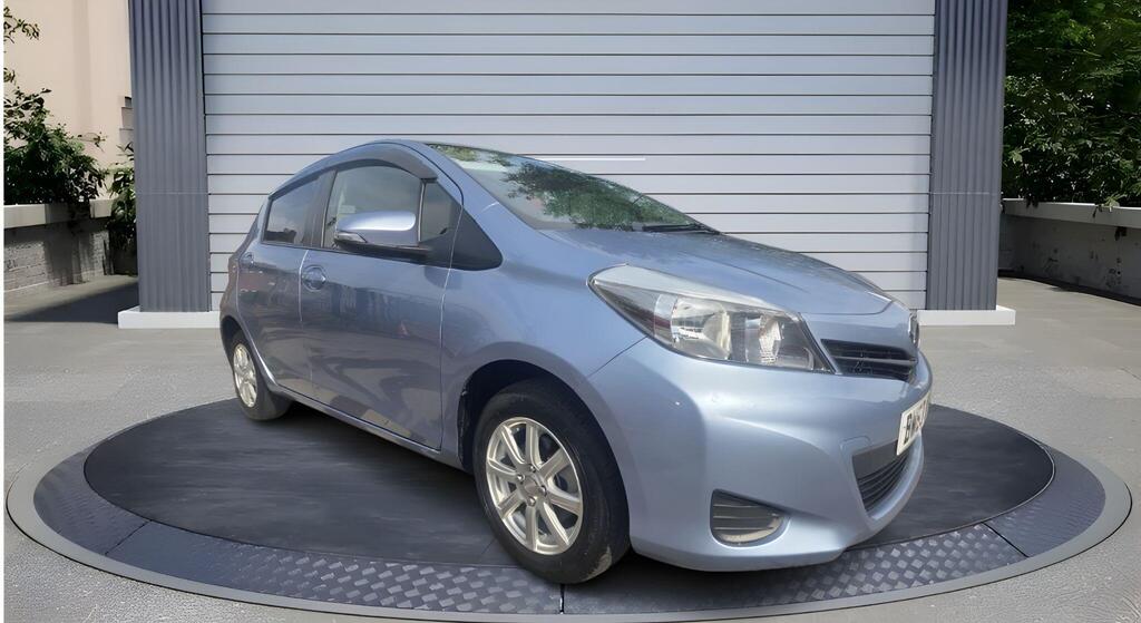 Toyota Yaris 1.33 Dual VVT-i Icon Multidrive S Euro 5 5dr