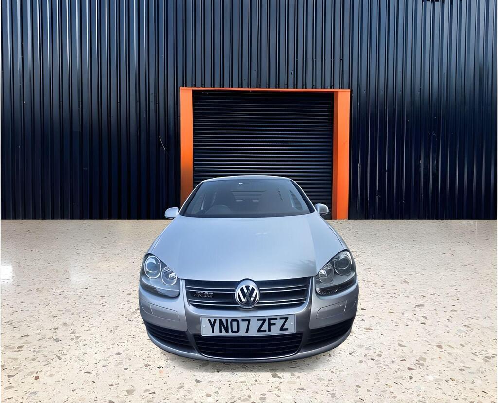 Volkswagen Golf 3.2 V6 R32 DSG 4Motion 5dr