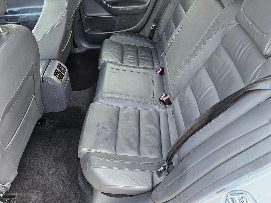 Volkswagen Golf 3.2 V6 R32 DSG 4Motion 5dr