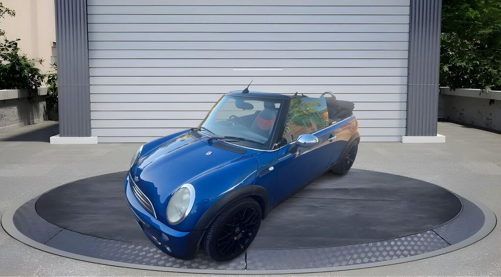 MINI Convertible 1.6 Cooper Euro 3 2dr 101,382 Miles2006 (06 Reg)