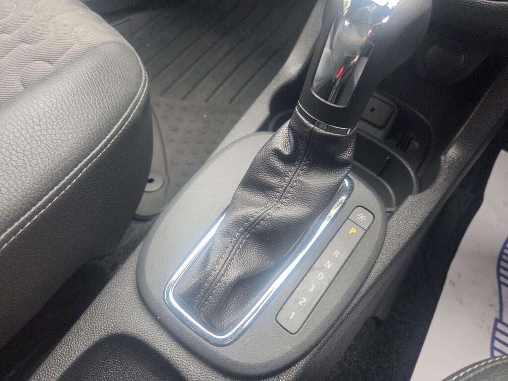 Vauxhall Corsa 1.4 16V SE Auto Euro 5 5dr