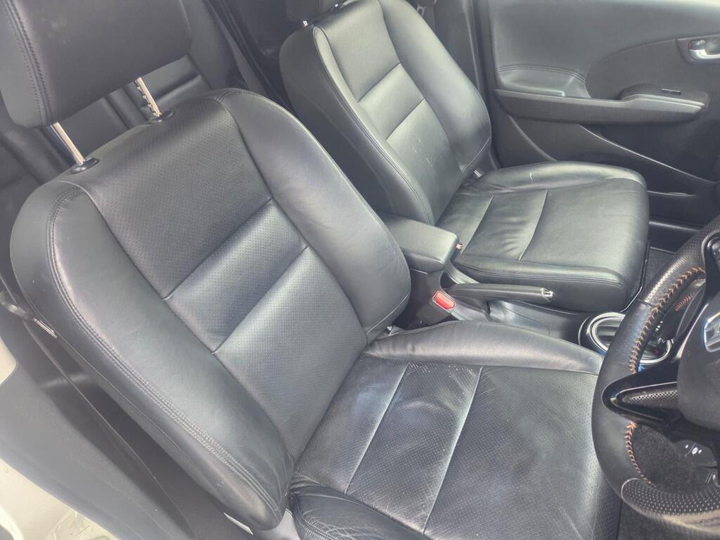 Honda Jazz 1.4 I-VTEC ES Plus CVT Euro 5 5dr