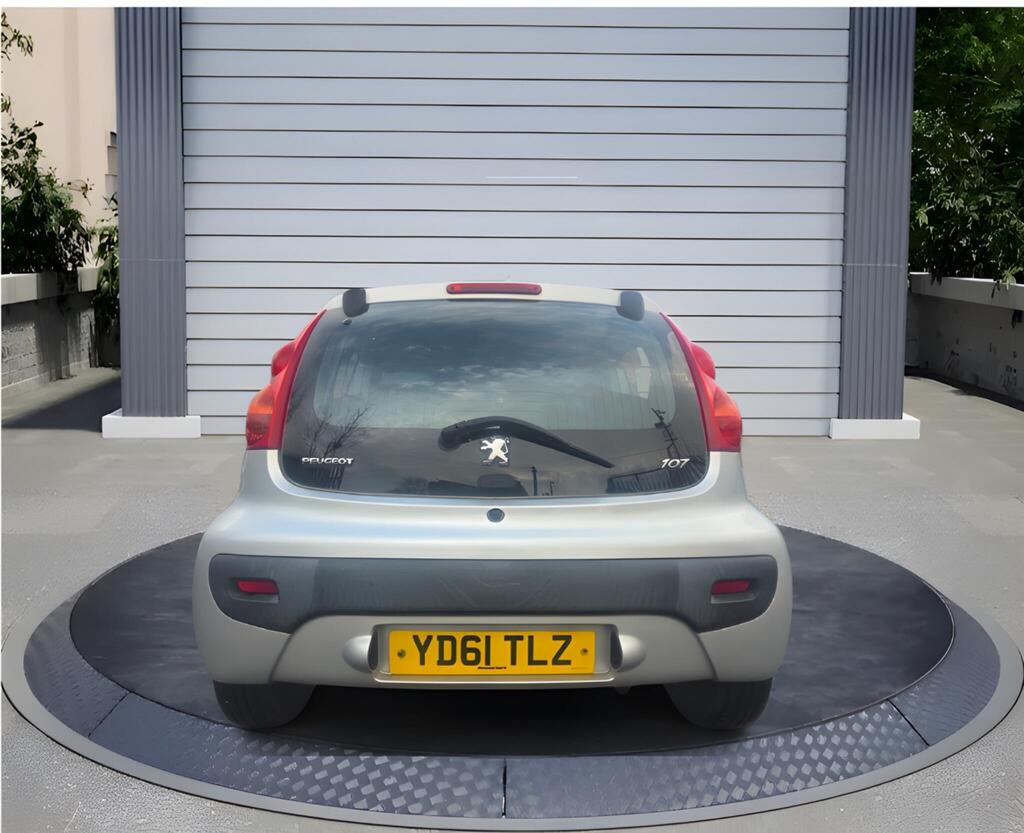 Peugeot 107 1.0 12V Urban Euro 5 3dr