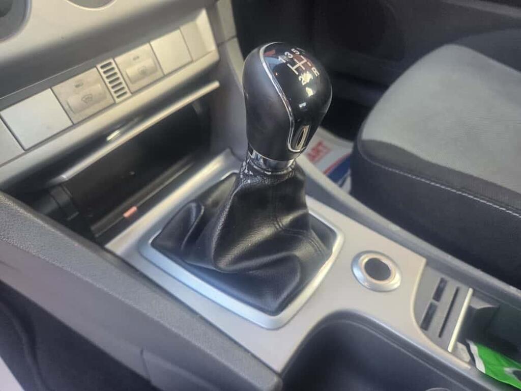 Ford Focus 1.6 Zetec S 5dr