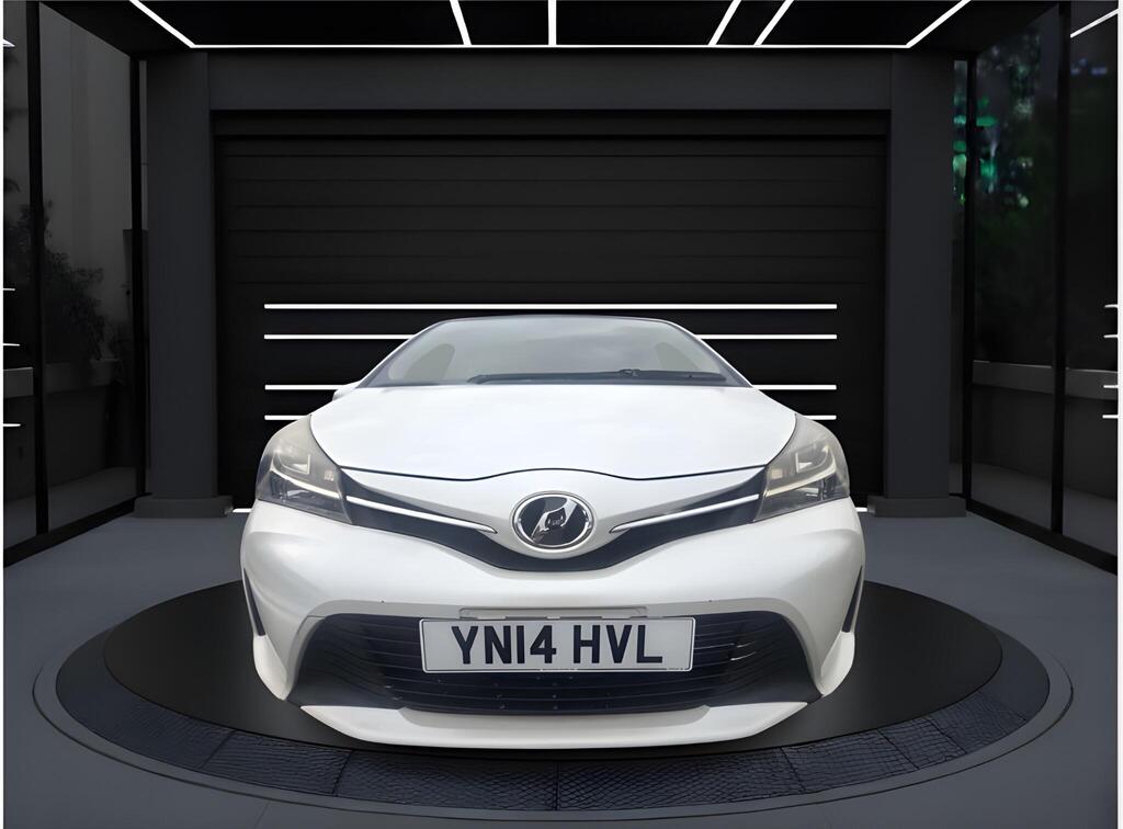 Toyota Yaris 1.33 Dual VVT-i Icon Multidrive S Euro 5 5dr